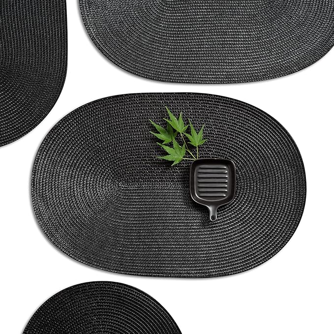 AHHFSMEI Placemats Set of 8 for Dining Table Washable Woven Non-Slip 18x12 inches Placemat Heat-Resistant Durable Table Mats for Dining Table Easy to Clean (Black, 8)