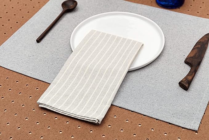 MEEMA Cloth Placemats with Pockets Set of 4 | 14 x 20 in | Recycled Denim and Cotton Farmhouse Placemats - Blue with Pocket | Washable Placemats for Dining Table, Tablemats for Special Ocassions